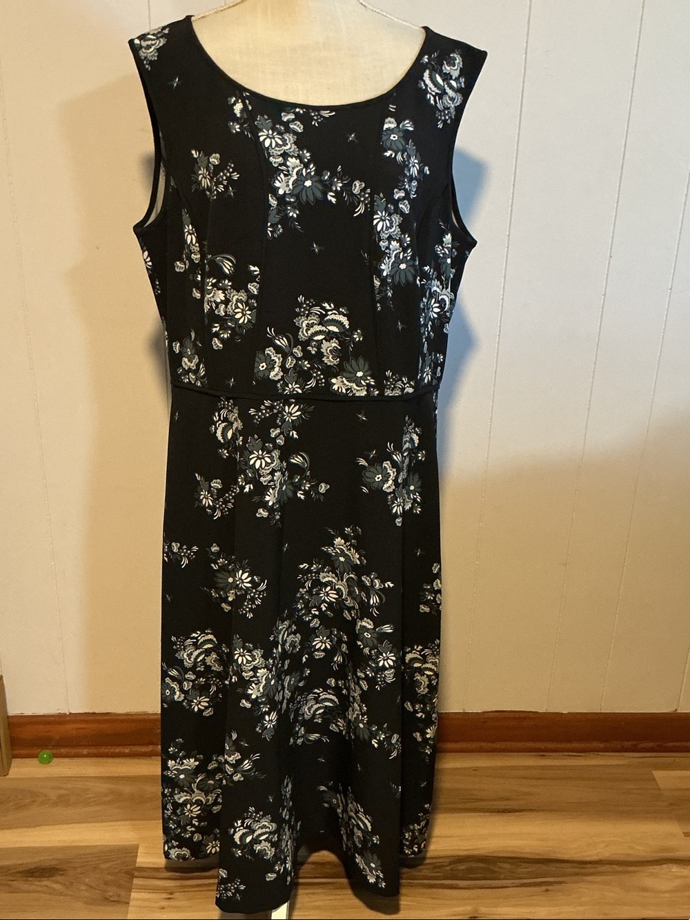 Ann Taylor Black Floral Maxi Dress